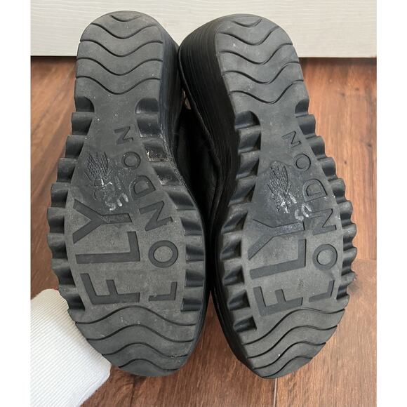 FLY LONDON Yala Black Leather Peep Toe Wedge Ankle Strap Sandals Shoes Sz 39 - Picture 10 of 11